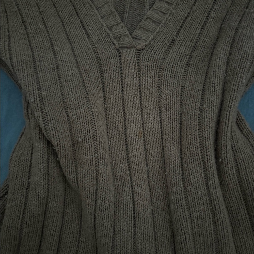 Vintage Y2K Taupe V-Neck Hooded Sweater - Picture 4 of 4